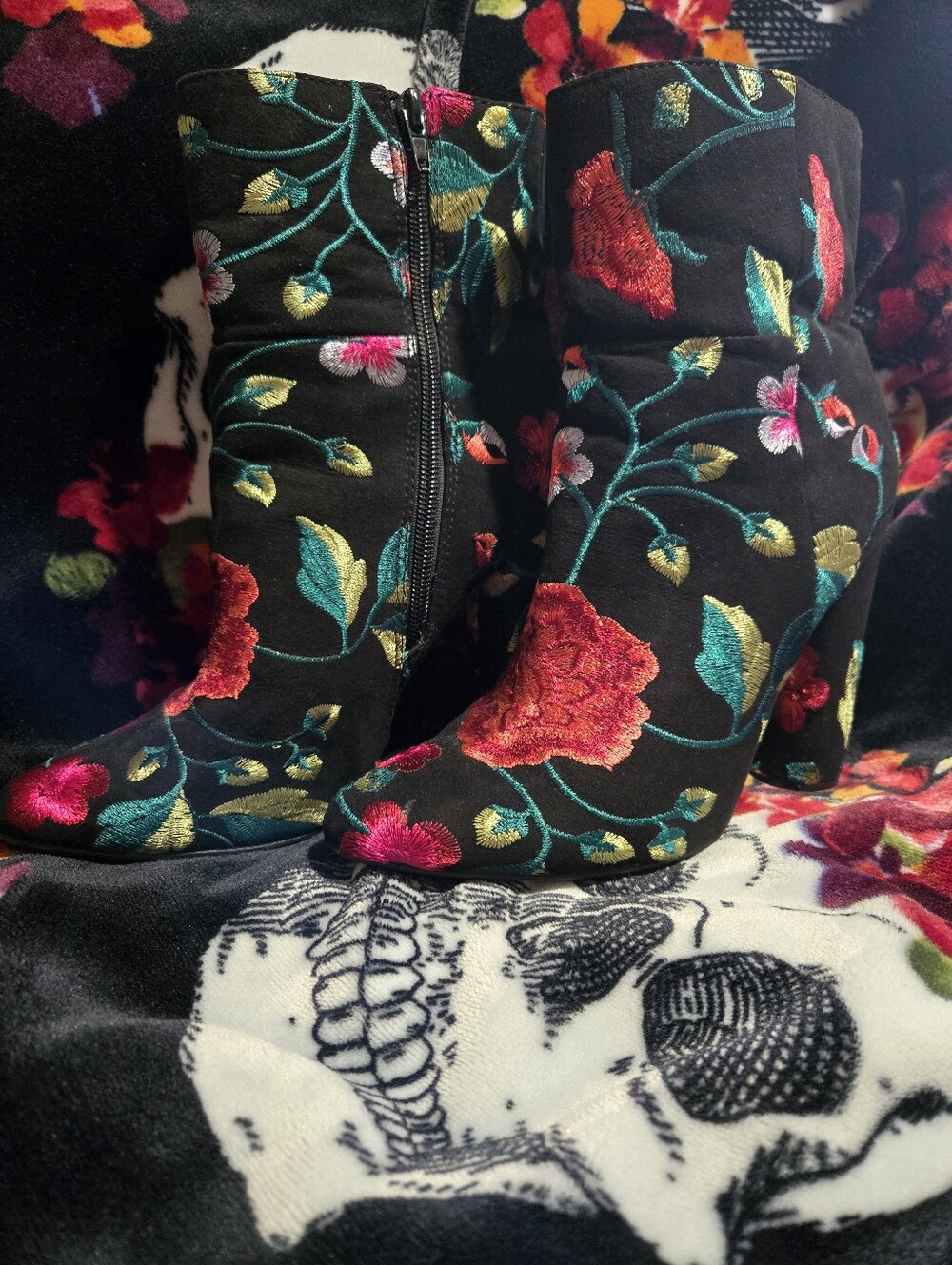 Justfab Embroidered Floral Black Booties